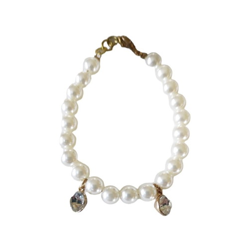 Bracelet with pearls and dangling crystals new