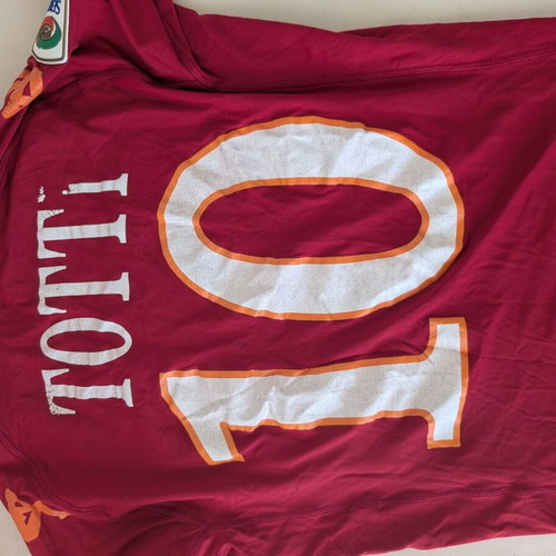 Francesco Totti Roma football jersey Small 2010-2011 Serie A badge