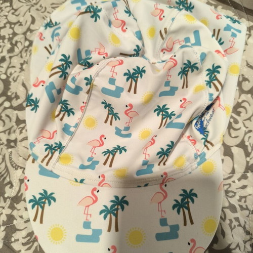 Children's sun protection hat No 8 like new, multicolor