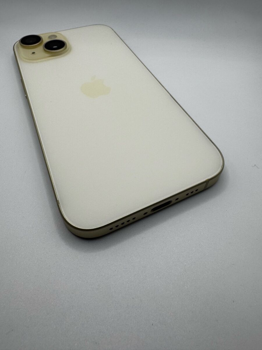 Apple iPhone 15 128GB Yellow като нов,… - € 480,00 - Vendora.bg