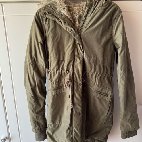 Aeropostale jacket like new, green, size S
