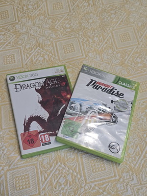 Dragon Age Origins and Burnout Paradise Xbox 360 games used, pack