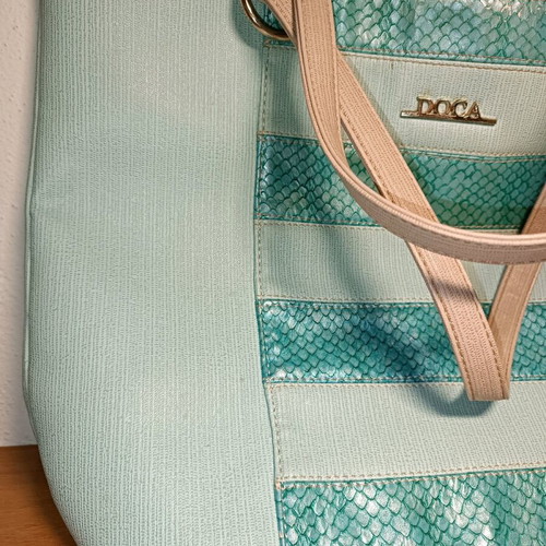 Women's shoulder bag with wear, size 30x42