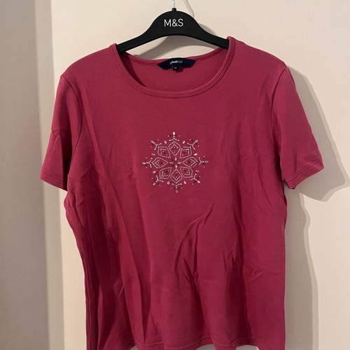 T shirt size 14 like new, pink cotton