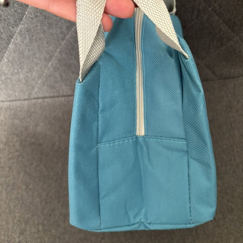 Lunch bag new, light blue with animal design and thermal insulation