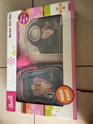 Barbie Vintage Gift Bag 2005 like new