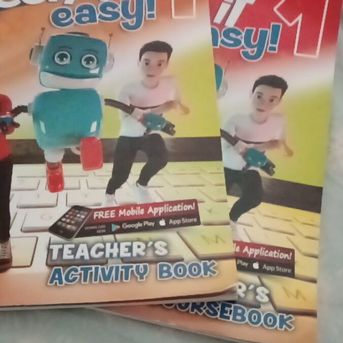 Tech It Easy 1 Teacher's Books new, pack of 2