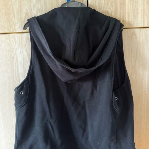 Benetton black kids vest like new with hood for ages 12-14