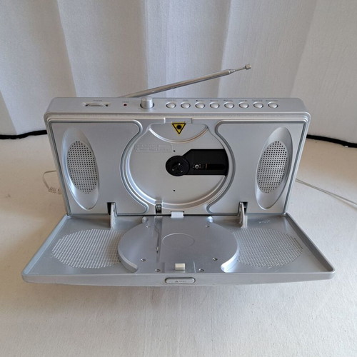 TCM radio with CD player used