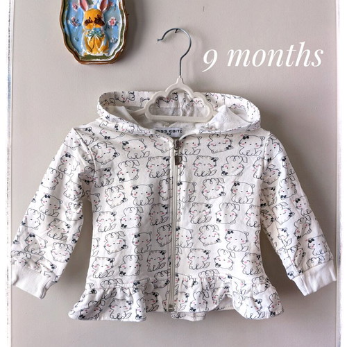 Baby jacket like new, size 9 months