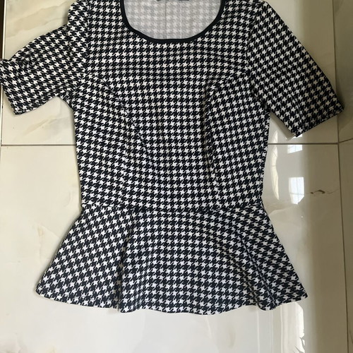 Peplum blouse Promise houndstooth black and white size XS like new