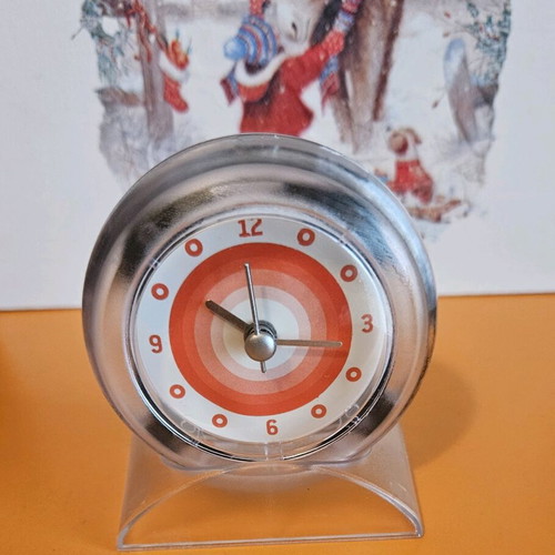 Table clock like new, analog