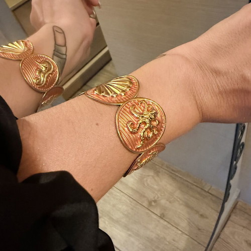 S steel thick summer bracelet with shell design, orange and gold tone