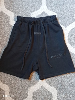 Essentials shorts Fear of God black size M like new