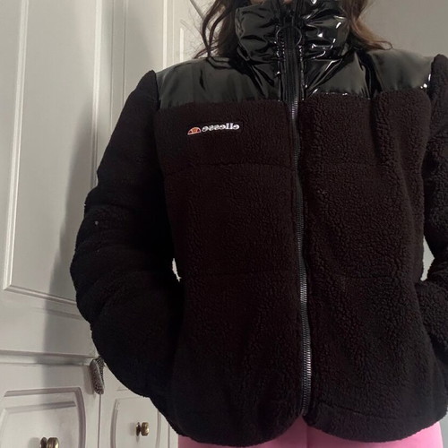 Ellesse black jacket small like new