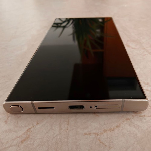 Samsung Galaxy S24 Ultra 512GB Titanium Grey mint condition with dbrand Carnage & QSkinz