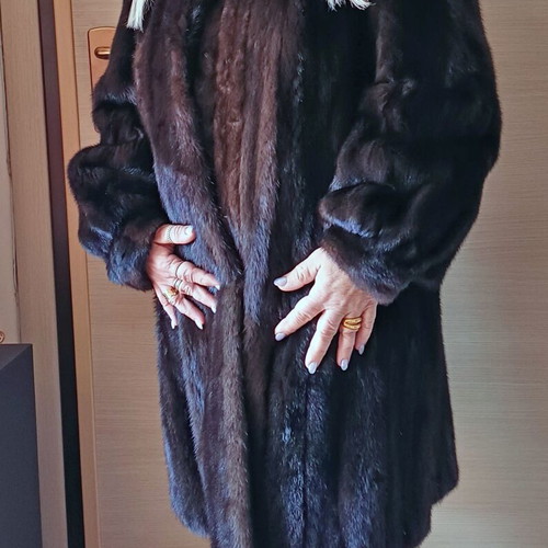 Vintage Mink Fur Coat N. Pavlidis Thessaloniki like new, dark brown