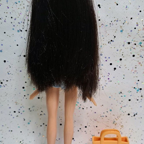 Bratz Beach Party Jade like new with different outfit and flaws