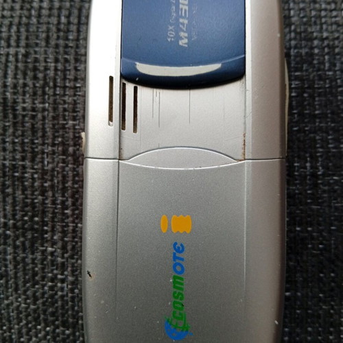 Mitsubishi M430i clamshell phone used without charger