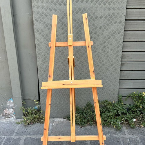 Wooden adjustable painting easel used
