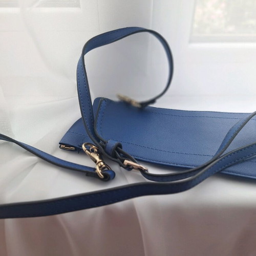 Small Carpisa bag like new, deep blue with strap