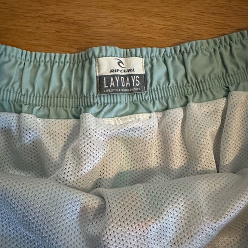 Rip Curl Laydays boardshorts light blue, like new, size Large