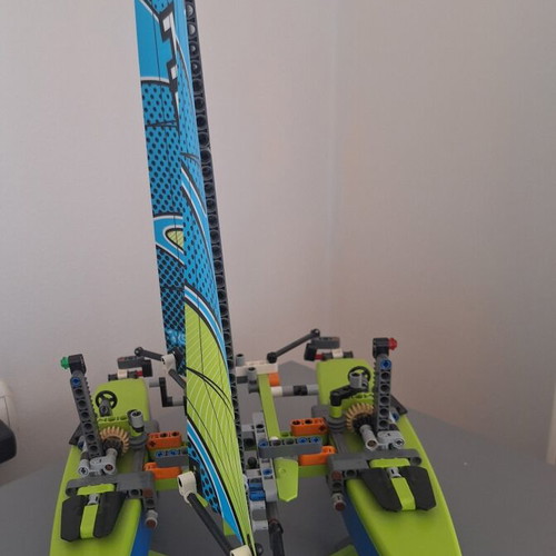 LEGO Technic Catamaran 42105