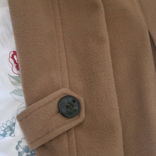 Wool camel coat women's IBIS Pret-a-Porter like new, size 2