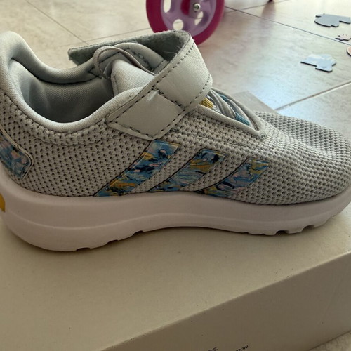 Adidas Racer TR23 girls' shoes size 25, like new, gray with colorful details