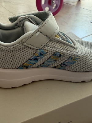 Adidas Racer TR23 girls' shoes size 25, like new, gray with colorful details
