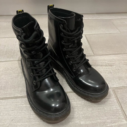Women's boots used, size 36, black