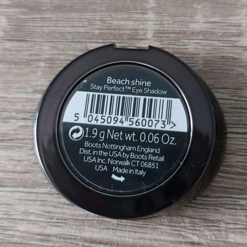 No7 eyeshadow set with shimmer powder new