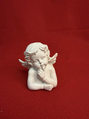 Αγαλματίδιο αγγελάκι μεταχειρισμένο από ρητίνη, ύψος 8 εκ.