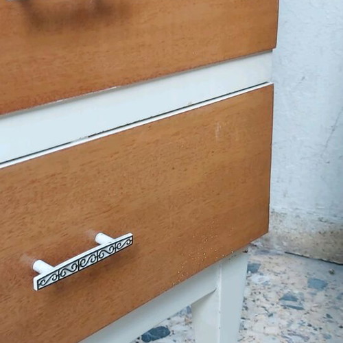 Κομοδίνα Vintage 70s 2τμχ από μασίφ ξύλο σε άριστη κατάσταση