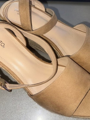 Migato espadrilles size 41 like new, beige