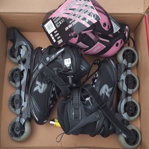 Roces PIC TIF Inline Skates Size 38 with Pink Knee Pads New