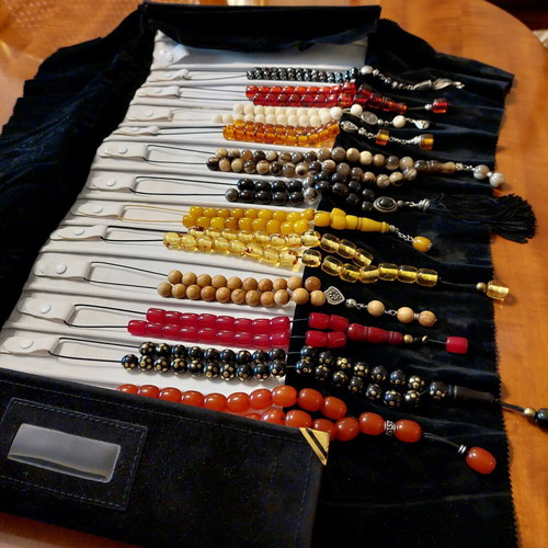 Leather jewelry presentation case like new, black