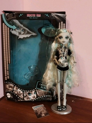 Monster High Lagoona Blue κούκλα καινούργια, ολοκληρωμένη με φθορές στο κουτί