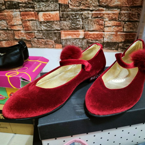 Monnalisa red velvet ballerina flats new, size 35