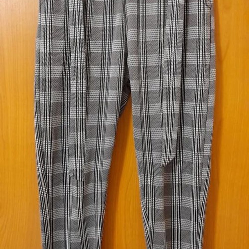 Gray checked leggings pants new, size L-XL