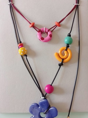 Zara necklace set new, colorful resin and wooden beads
