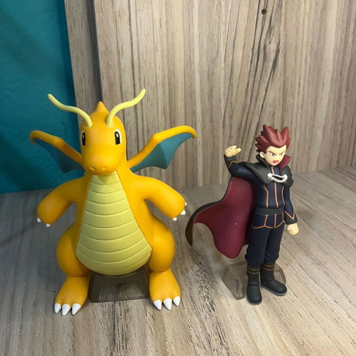Pokemon Figure Lance & Dragonite 1/20 World Kanto Region like new