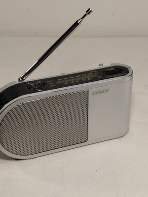 Sony portable radio used with minor color scratches