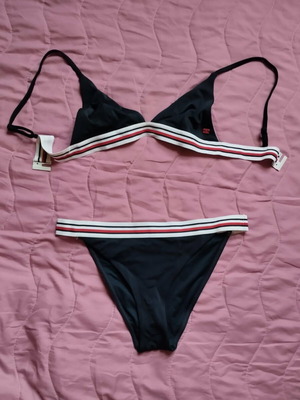 Σετ μαγιό Tommy Hilfiger σαν καινούριο, navy, μεγέθη small και medium