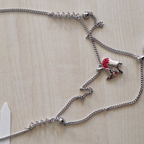 Necklace new, red