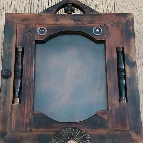 Handmade wooden icon stand like new with vintage style