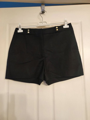 Zara shorts black like new, size L