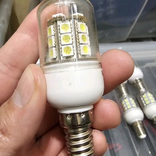 LED bulbs E27 E14 white light 6000K like new, pack of 23-24 pieces