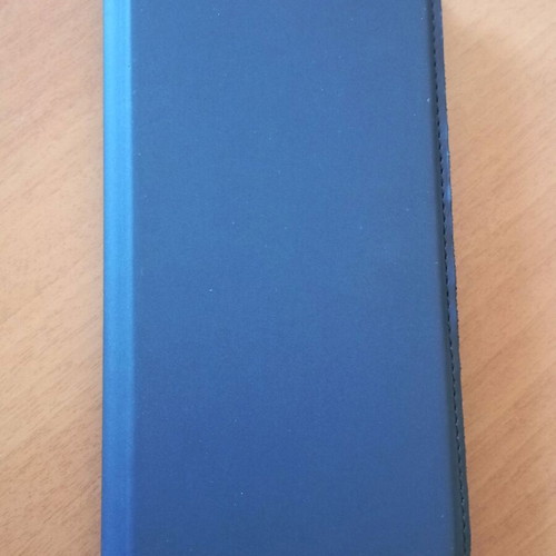 iPhone XR black like new, 64GB, with case and screen protectors