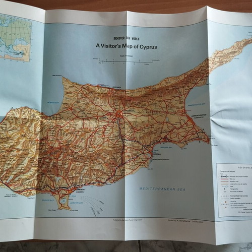 Cyprus travel guide like new with unused map 2004 edition